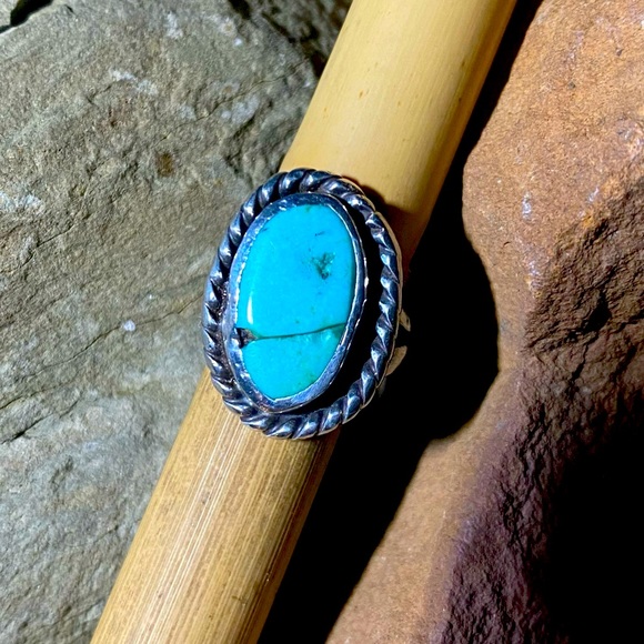 925 Sterling Silver Turquoise Ring - Picture 2 of 7